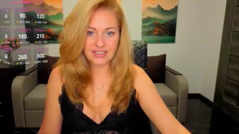 Snapshot of mira_whitme chatting on 21, 10, 2025 Mira online show from 21, 10, 2025