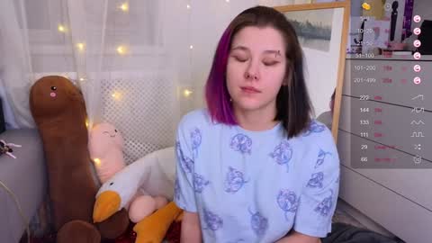 Snapshot of mirafalls chatting on 7, 1, 2025 Mira online show from 7, 1, 2025