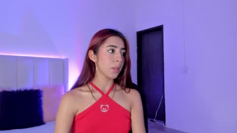 Snapshot of mirandaa_rogers chatting on 12, 5, 2026 Miranda Rogers online show from 12, 5, 2026