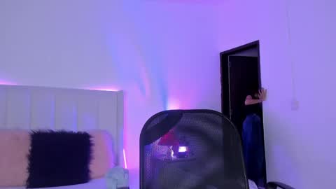 Snapshot of mirandaa_rogers chatting on 23, 5, 2026 Miranda Rogers online show from 23, 5, 2026