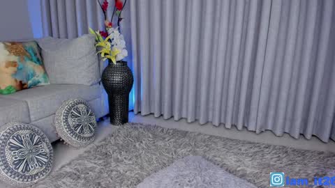 Snapshot of mirandacollins_ chatting on 11, 1, 2025 Miranda online show from 11, 1, 2025