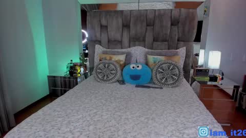 Snapshot of mirandacollins_ chatting on 18, 1, 2025 Miranda online show from 18, 1, 2025