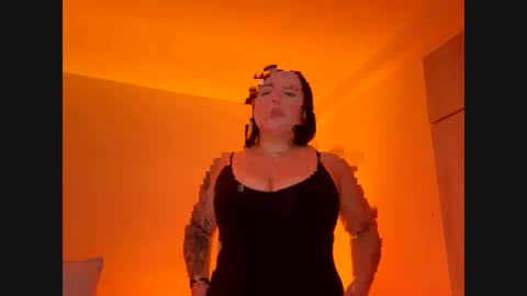 Snapshot of mirandaredd chatting on 23, 6, 2026 Miranda online show from 23, 6, 2026