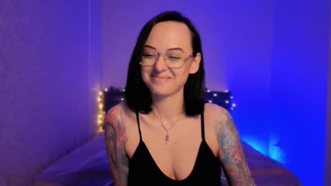 MiraSkyy online show from 19, 3, 2026