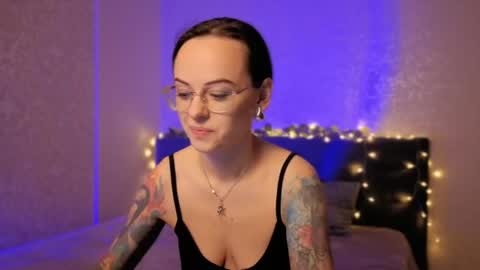 Snapshot of miraskyy chatting on 5, 5, 2026 MiraSkyy online show from 5, 5, 2026