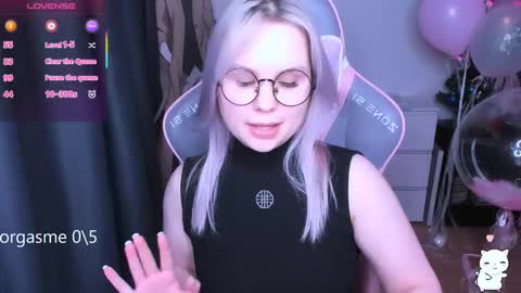 Kira online show from 13, 2, 2026