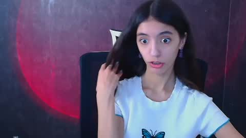 Snapshot of miri_miss chatting on 27, 12, 2024 Miri online show from 27, 12, 2024