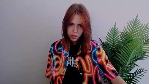 misaki_chan_ online show from 13, 9, 2025