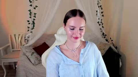 Snapshot of mish_ka3 chatting on 9, 9, 2025 Misha online show from 9, 9, 2025