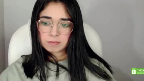 Snapshot of misha__sweet__27 chatting on 15, 10, 2025 misha online show from 15, 10, 2025
