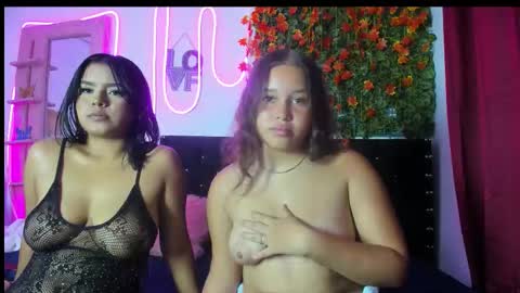 Snapshot of mishellesexi_69 chatting on 15, 10, 2025 mishellesexi_69 online show from 15, 10, 2025