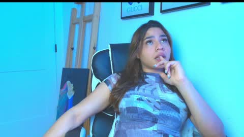 instagram   mishell hadid online show from 5, 4, 2026