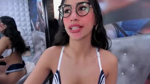 Snapshot of miss___taylor chatting on 24, 9, 2025 Taylor online show from 24, 9, 2025