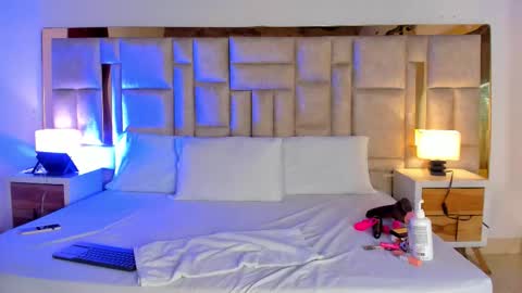 Miss Abigail  online show from 26, 2, 2026