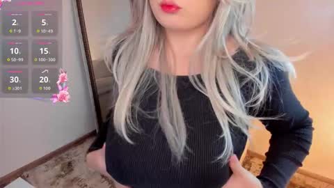 Snapshot of miss_anna__ chatting on 27, 10, 2025 Anna online show from 27, 10, 2025