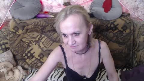 Snapshot of miss_bekker chatting on 31, 12, 2024 ask me online show from 31, 12, 2024