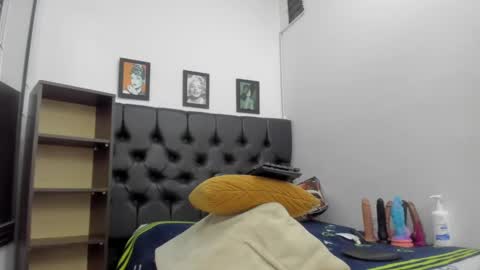 Snapshot of miss_big_ass21 chatting on 28, 9, 2025 miss_big_ass21 online show from 28, 9, 2025