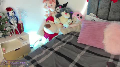 Snapshot of miss_brunette_ chatting on 3, 1, 2025 lucy 3 online show from 3, 1, 2025