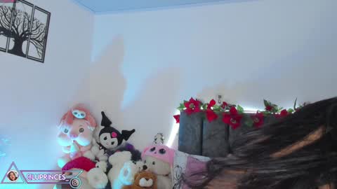 Snapshot of miss_brunette_ chatting on 6, 1, 2025 lucy 3 online show from 6, 1, 2025