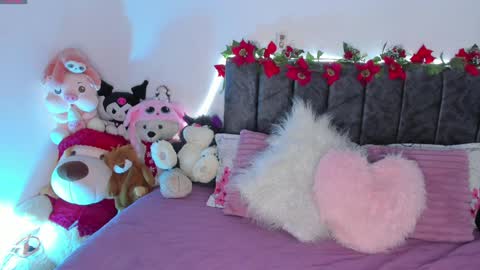 Snapshot of miss_brunette_ chatting on 7, 1, 2025 lucy 3 online show from 7, 1, 2025