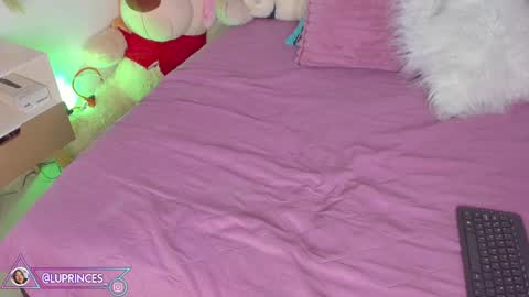 Snapshot of miss_brunette_ chatting on 24, 1, 2025 lucy 3 online show from 24, 1, 2025
