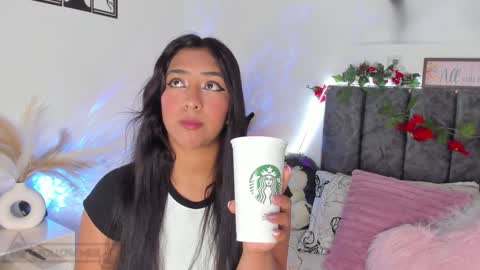 Snapshot of miss_brunette_ chatting on 4, 2, 2025 lucy 3 online show from 4, 2, 2025