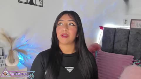 Snapshot of miss_brunette_ chatting on 4, 3, 2025 lucy 3 online show from 4, 3, 2025