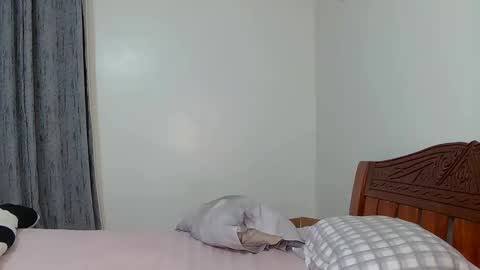 Candy online show from 10, 3, 2025