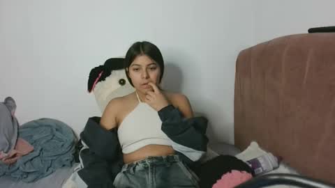 Snapshot of miss_chellsea chatting on 7, 5, 2026 miss_chellsea online show from 7, 5, 2026