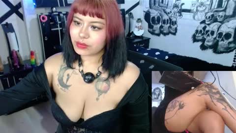 Snapshot of miss_clover chatting on 29, 12, 2024 miss_clover online show from 29, 12, 2024