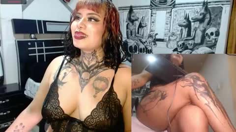 Snapshot of miss_clover chatting on 25, 1, 2025 miss_clover online show from 25, 1, 2025