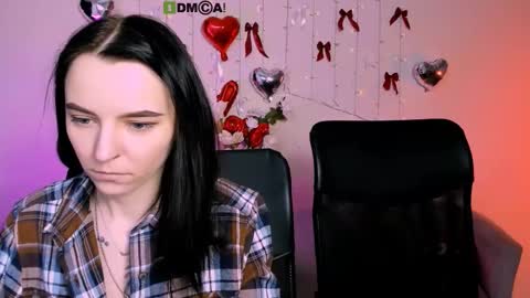 Snapshot of miss_courtney chatting on 4, 3, 2026 miss_courtney online show from 4, 3, 2026