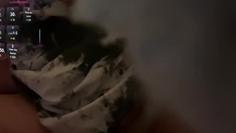 Snapshot of miss_criss_xoxo chatting on 18, 9, 2025 miss criss xoxo online show from 18, 9, 2025