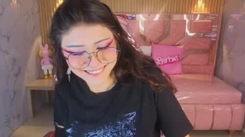 miss_devil_s online show from 19, 12, 2025