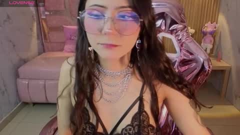 miss_devil_s online show from 6, 2, 2026