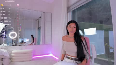 miss_diamond__ online show from 1, 12, 2025