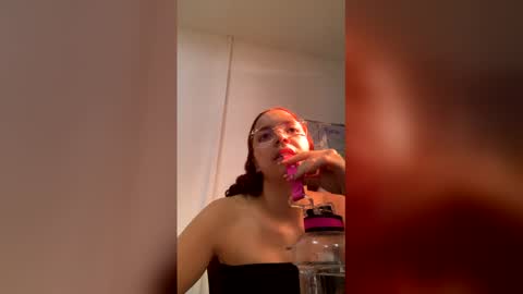 Snapshot of miss_dior1 chatting on 14, 2, 2026 miss_dior1 online show from 14, 2, 2026