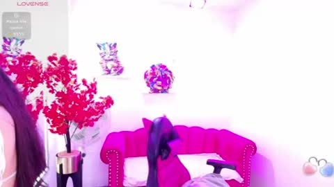 Snapshot of miss_dolly1 chatting on 23, 7, 2026 Melanie online show from 23, 7, 2026
