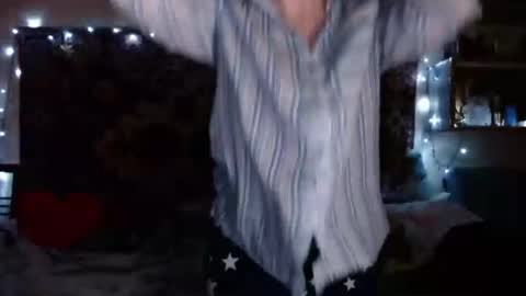 Elis online show from 14, 2, 2025