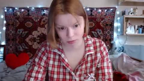 Elis online show from 4, 3, 2025