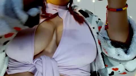 Snapshot of miss_evoleth2 chatting on 24, 2, 2025 Miss Evoleth online show from 24, 2, 2025