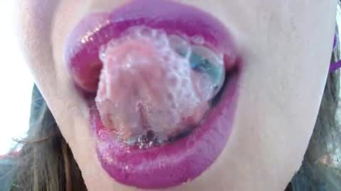 Miss Evoleth online show from 15, 4, 2026