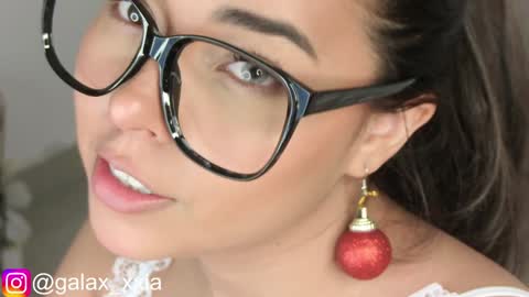Snapshot of miss_galaxxia chatting on 2, 12, 2024 Elisabeth IG galax xxia online show from 2, 12, 2024