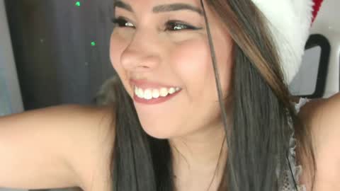 Snapshot of miss_galaxxia chatting on 25, 12, 2024 Elisabeth IG galax xxia online show from 25, 12, 2024