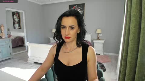 Miss Giulia online show from 16, 1, 2025