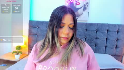 Snapshot of miss_horney chatting on 1, 2, 2026 miss_horney online show from 1, 2, 2026