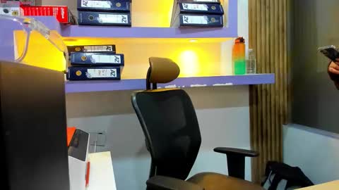 Snapshot of miss_horney chatting on 17, 3, 2026 miss_horney online show from 17, 3, 2026