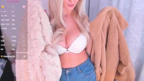 Snapshot of miss_jollie chatting on 3, 3, 2025 miss_jollie online show from 3, 3, 2025