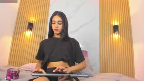 miss_khalifadoll online show from 8, 6, 2026