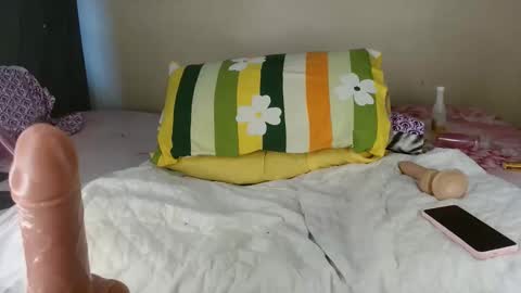 miss_kiiki online show from 13, 4, 2026